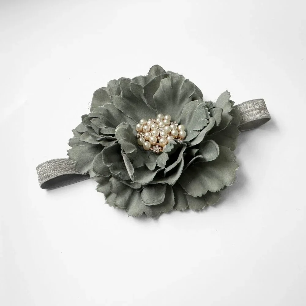 NWT Pretty Vintage Inspired Girls Headband Hair Floral Beaded Stone Grey OS